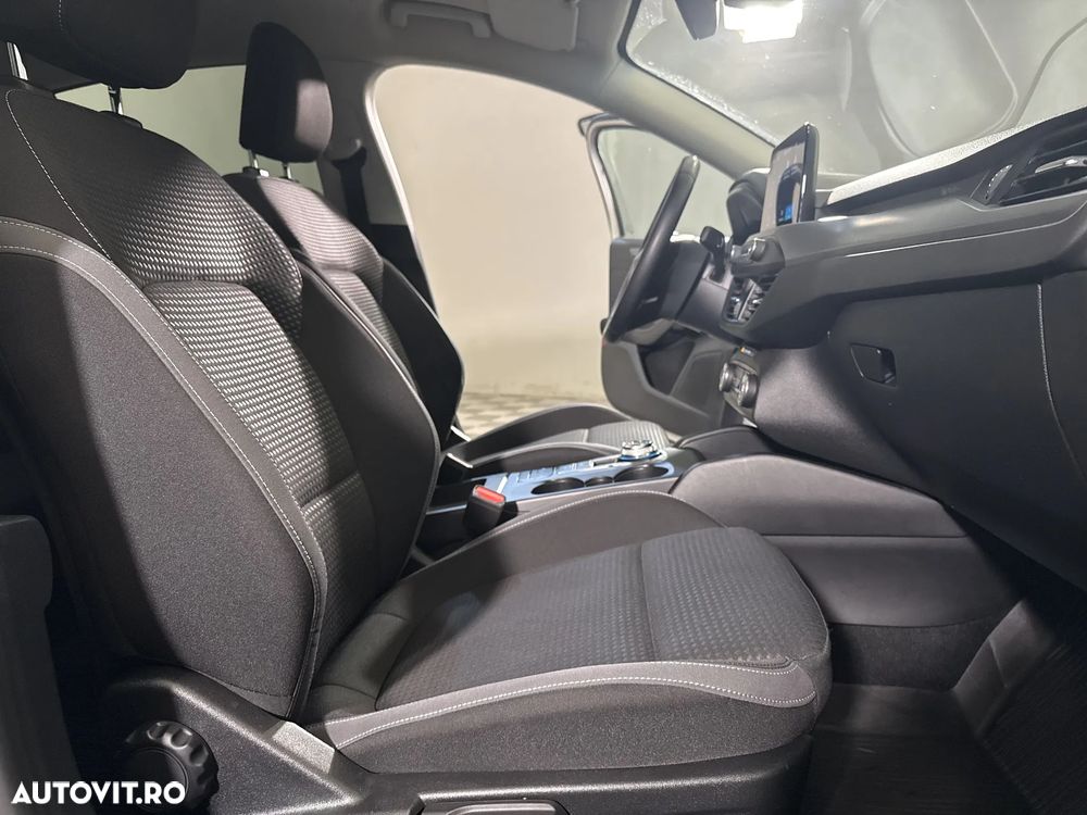 Ford Focus - 12