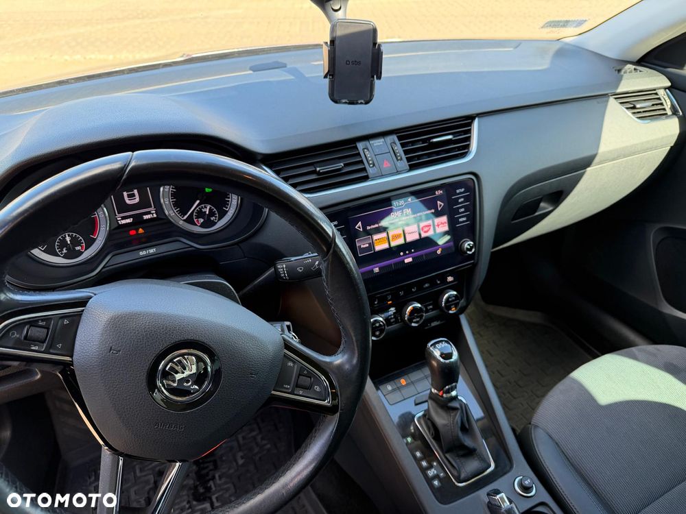 Skoda Octavia 2.0 TDI SCR Style DSG - 9