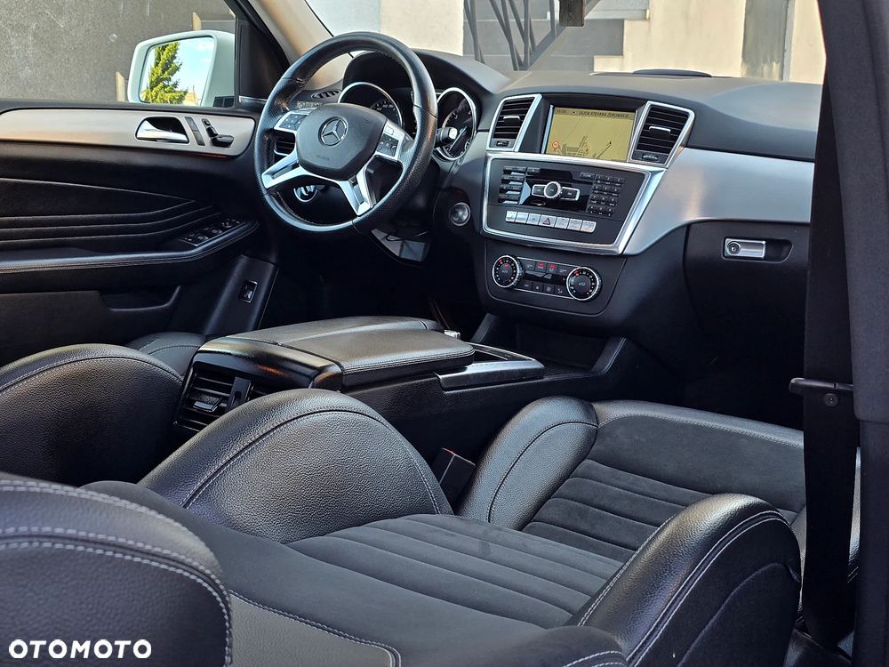 Mercedes-Benz ML 350 BlueTEC 4MATIC 7G-TRONIC - 12