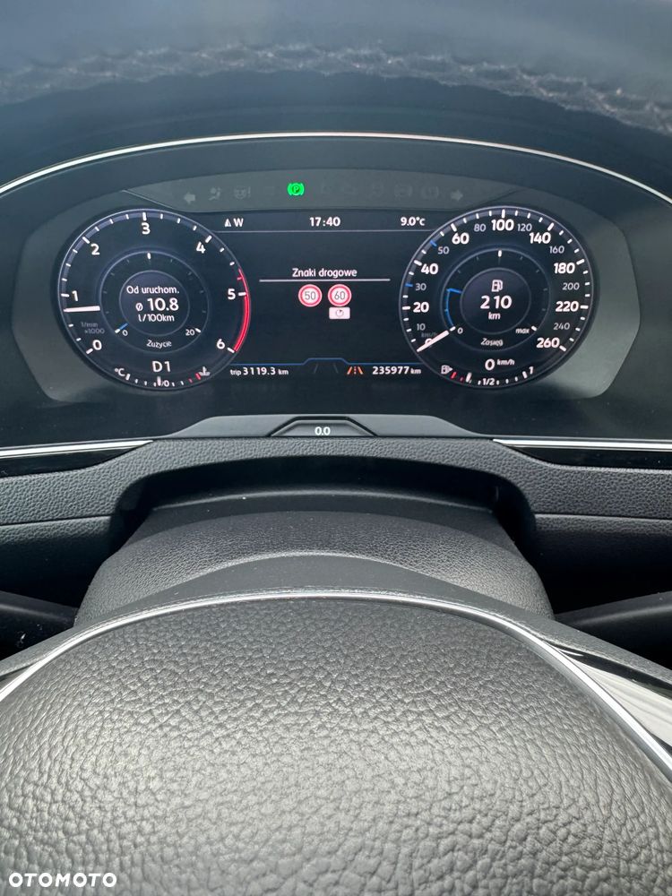 Volkswagen Passat 2.0 TDI BMT Highline DSG - 28