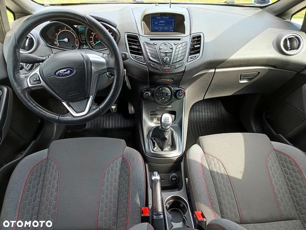 Ford Fiesta 1.0 EcoBoost S&S ST-LINE - 23