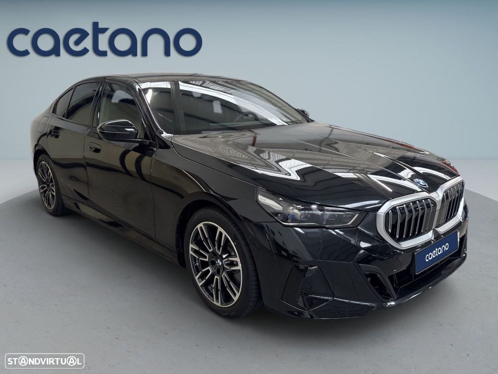 BMW 530 e Pack Desportivo M — photo 3