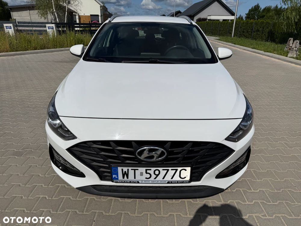 Hyundai i30 1.5 DPI Classic + - 14