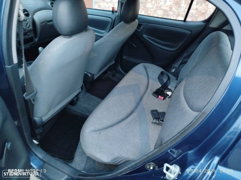 Toyota Yaris 1.0 Luna - 12
