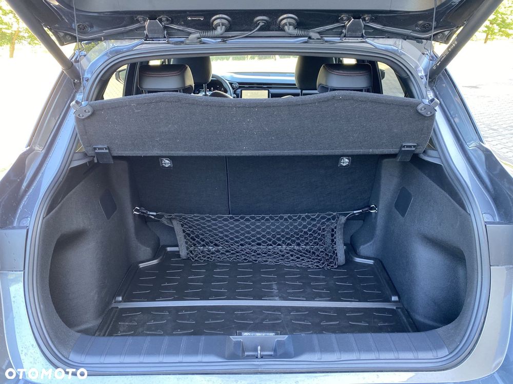 Lexus LBX 1.5 Hybrid Emotion - 12