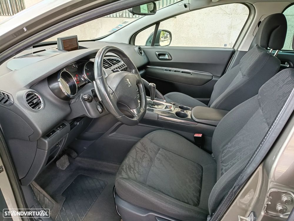 Peugeot 3008 1.6 e-HDi Allure CMP6 - 12