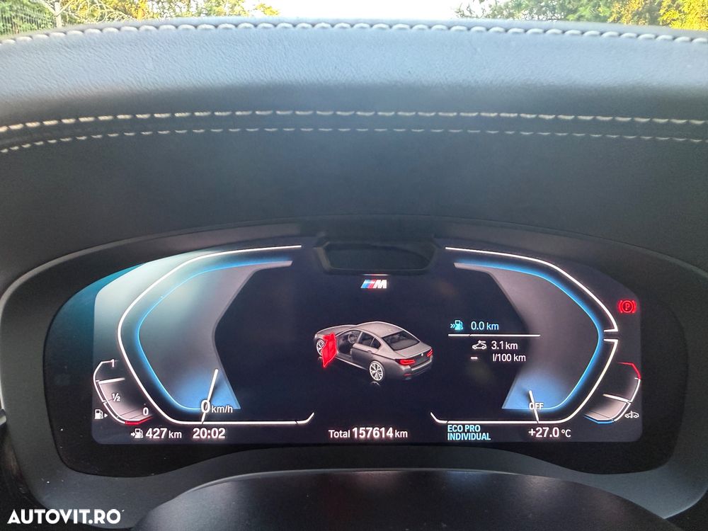 BMW Seria 5 530i xDrive AT MHEV - 29