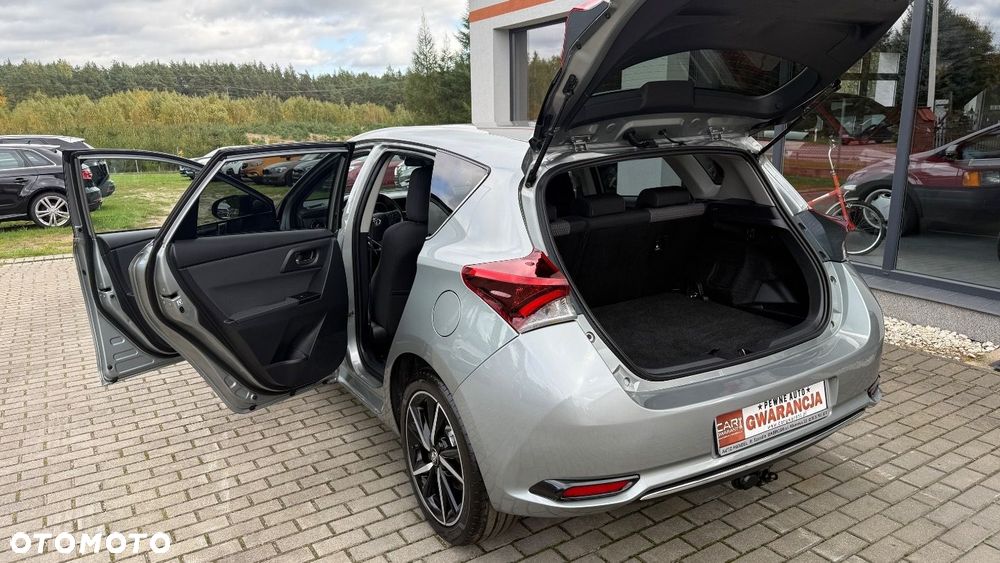 Toyota Auris - 16