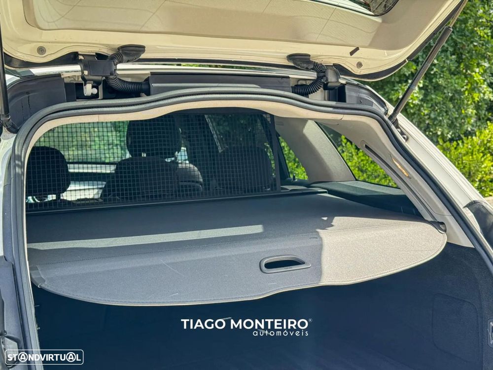 Mercedes-Benz C 180 d Avantgarde Aut. - 34
