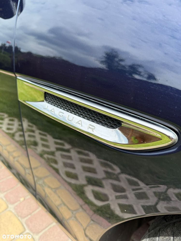 Jaguar XF 2.0 i4D AWD Prestige - 14