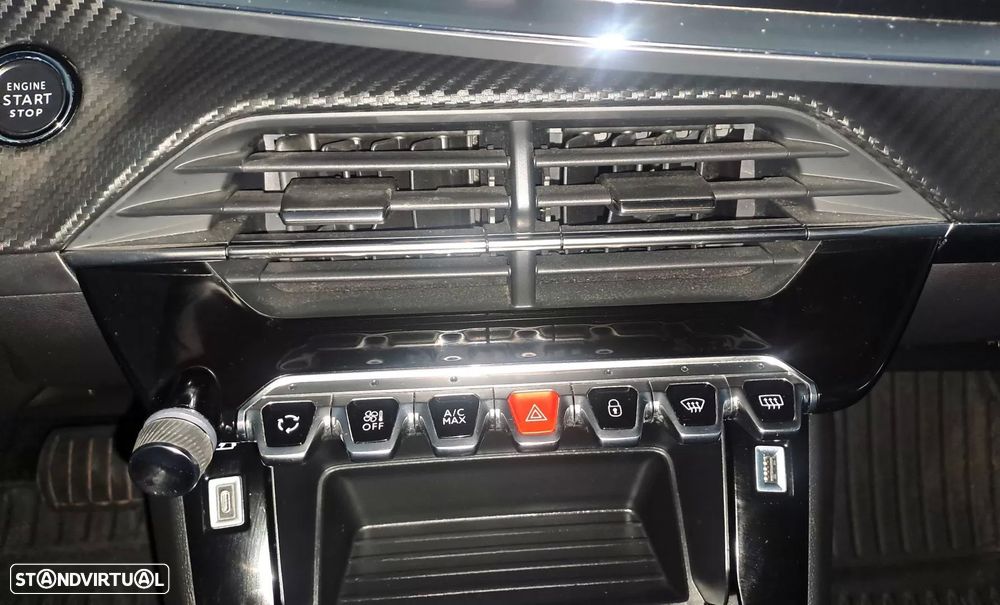 Peugeot e-208 Active - 14