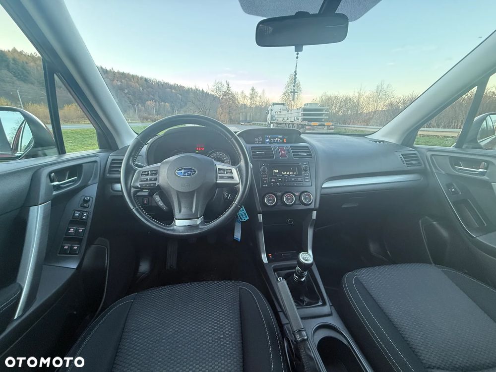 Subaru Forester 2.0D Exclusive - 11