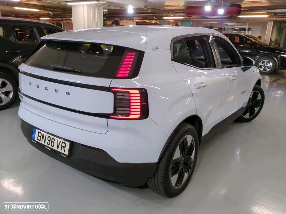 Volvo EX30 51 kWh Single Motor Core - 3