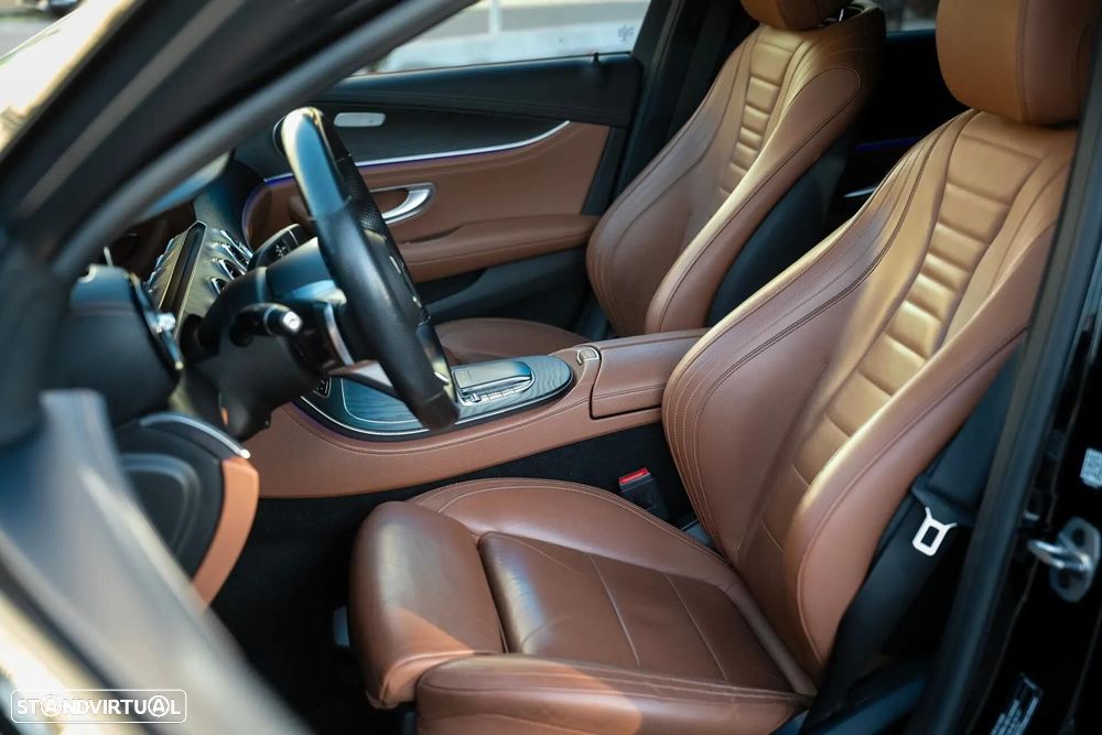 Mercedes-Benz E 300 de 4Matic 9G-TRONIC AMG Line - 38