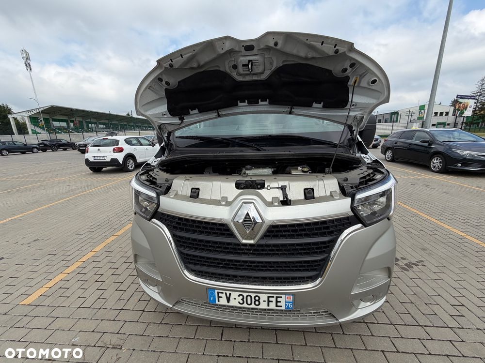 Renault e-Master - 25