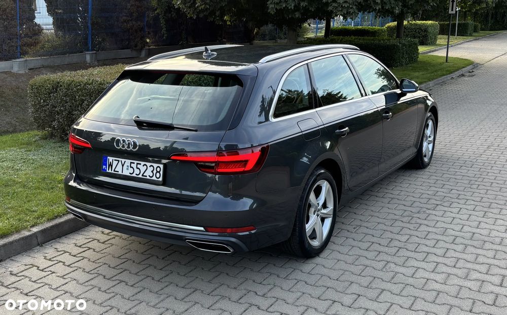 Audi A4 Avant 35 TFSI S tronic design - 8