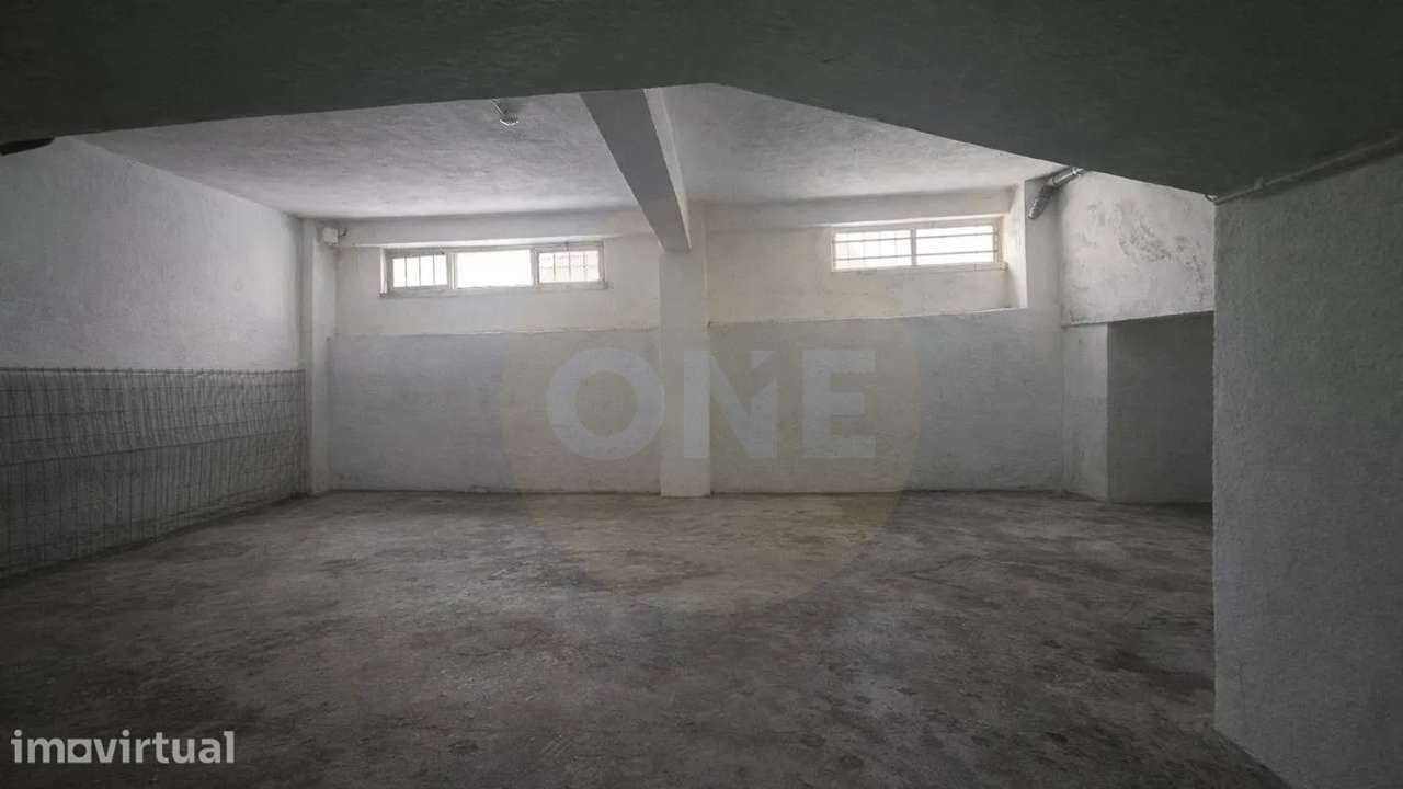 Garagem-armazém - Grande imagem: 2/3