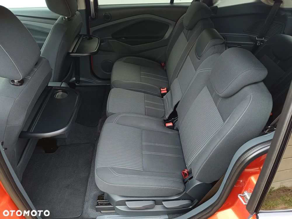 Ford Grand C-MAX 2.0 TDCi Titanium - 15