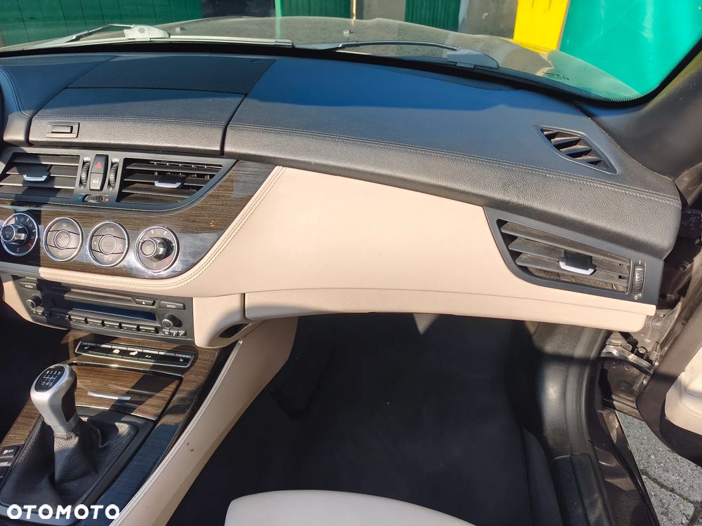 BMW Z4 23i sDrive - 14
