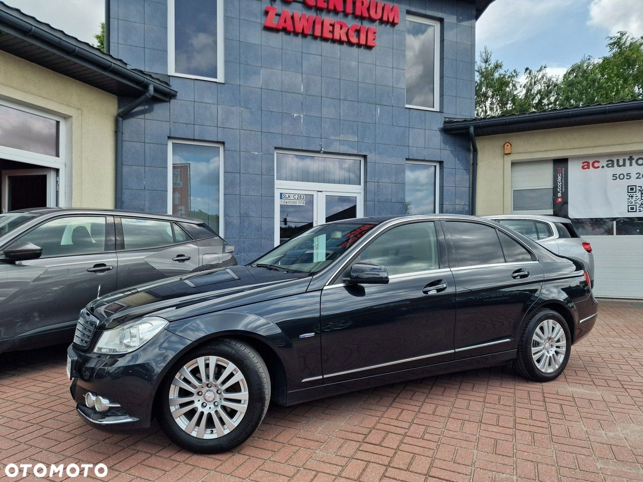 Mercedes-Benz Klasa C 180 CGI BlueEFFICIENCY Elegance - 5