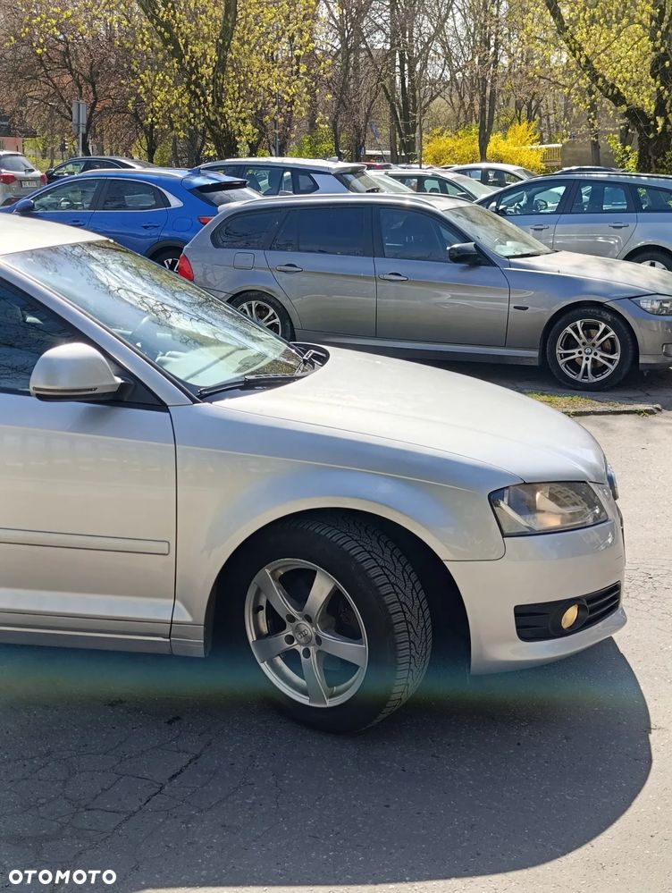 Audi A3 Sportback 1.8 TFSI Ambiente - 9