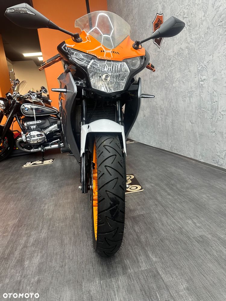 Honda CBR - 6