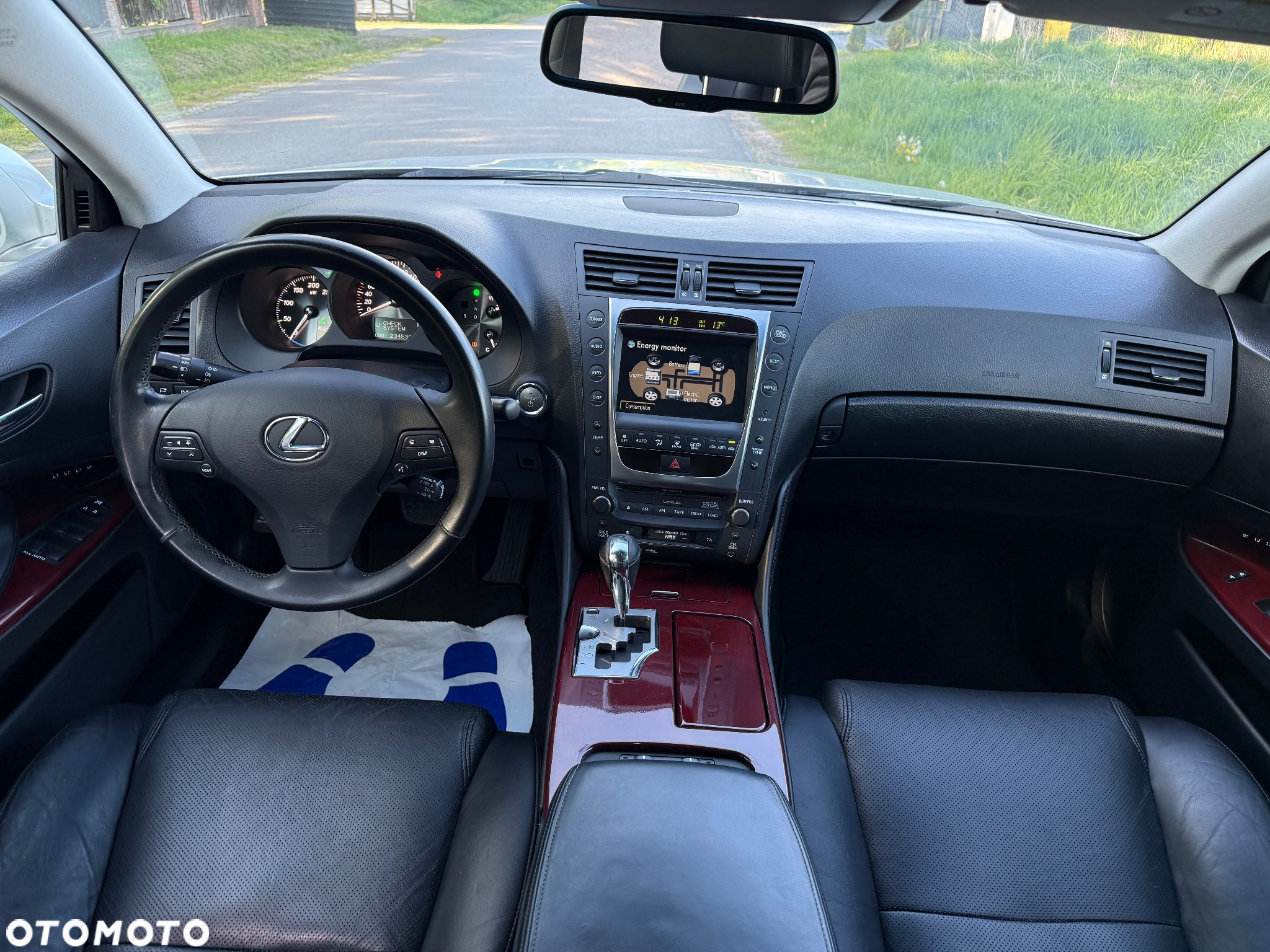 Lexus GS 450h Prestige + - 32