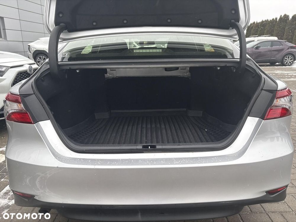 Toyota Camry 2.5 Hybrid Comfort CVT - 14