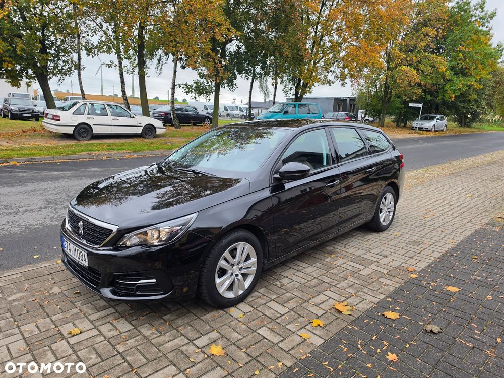 Peugeot 308 - 1