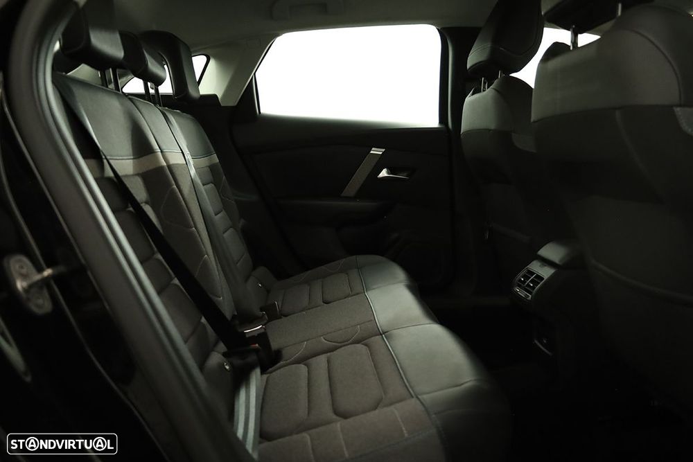 Citroën C4 1.2 PureTech Plus - 21