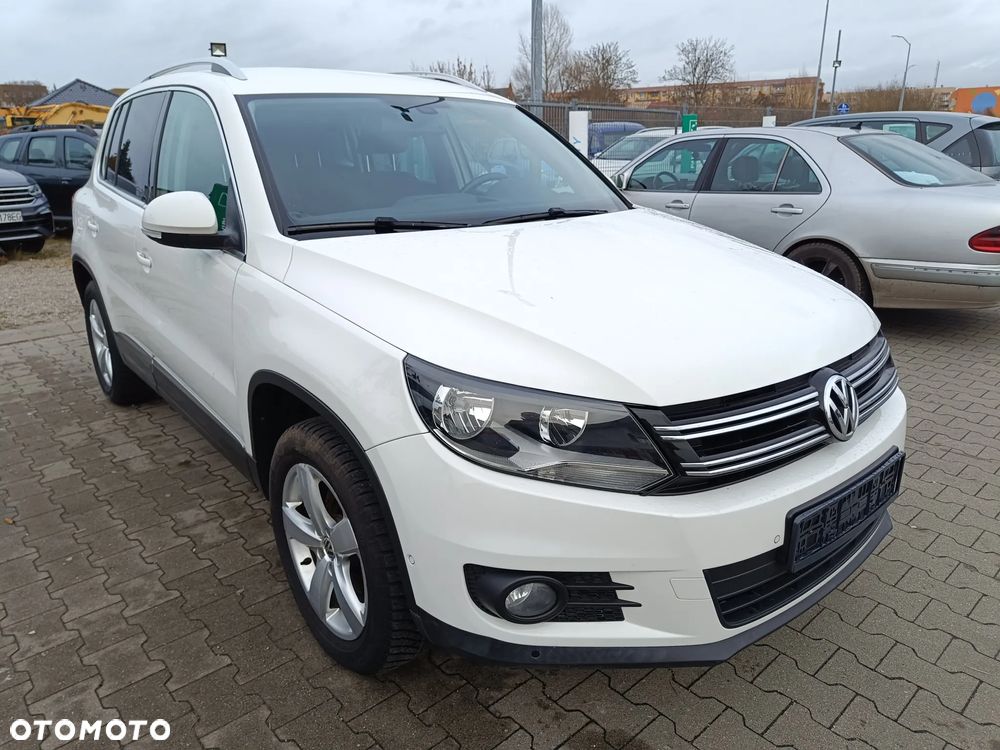 Volkswagen Tiguan 2.0 TDI DPF 4Motion BlueMotion Technology Cup Sport & Style - 26