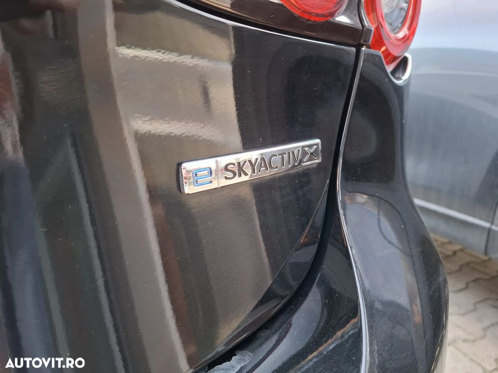 Mazda 3 e-Skyactiv X186 MHEV GT+ - 15