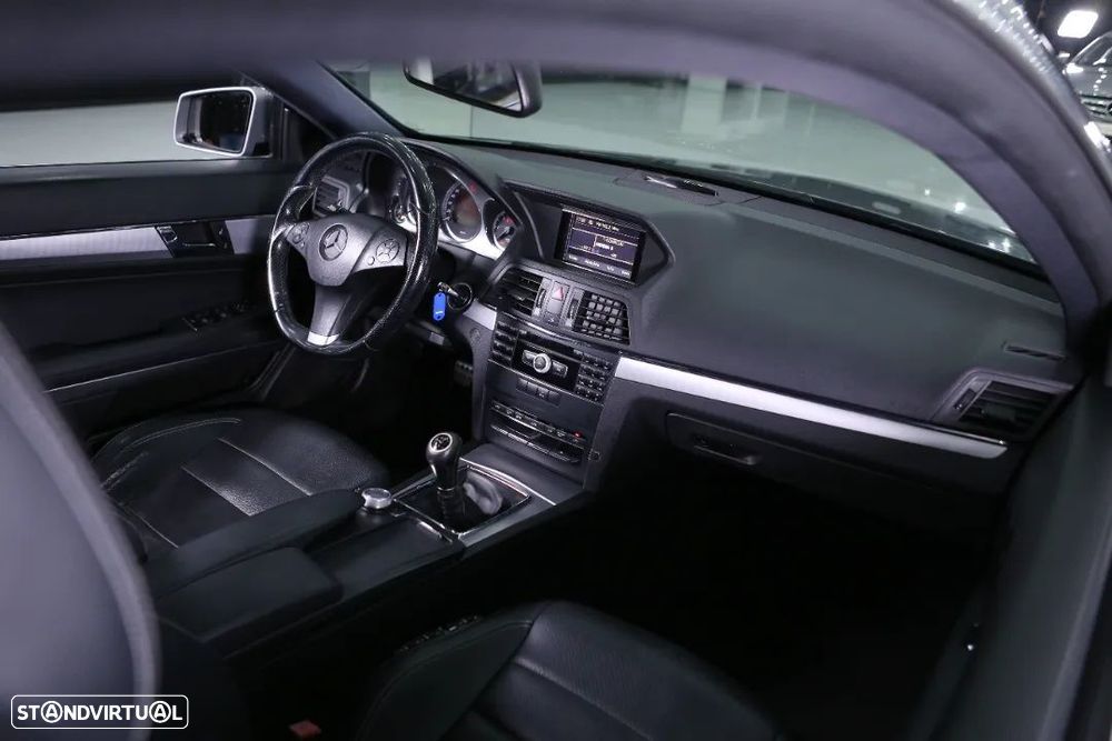 Mercedes-Benz E 250 CDi Avantgarde BlueEfficiency - 23
