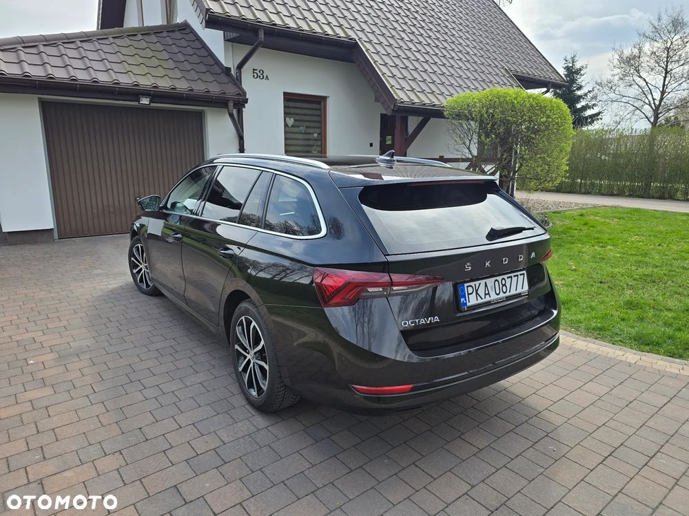 Skoda Octavia 2.0 TDI Style DSG - 5