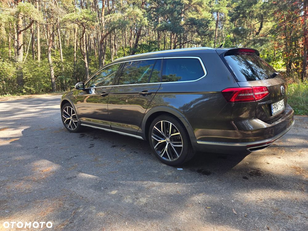 Volkswagen Passat - 14