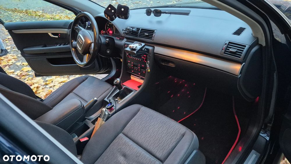 Audi A4 Limousine 2 - 14