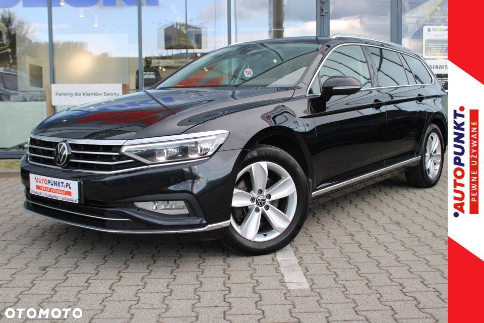 Volkswagen Passat - 1