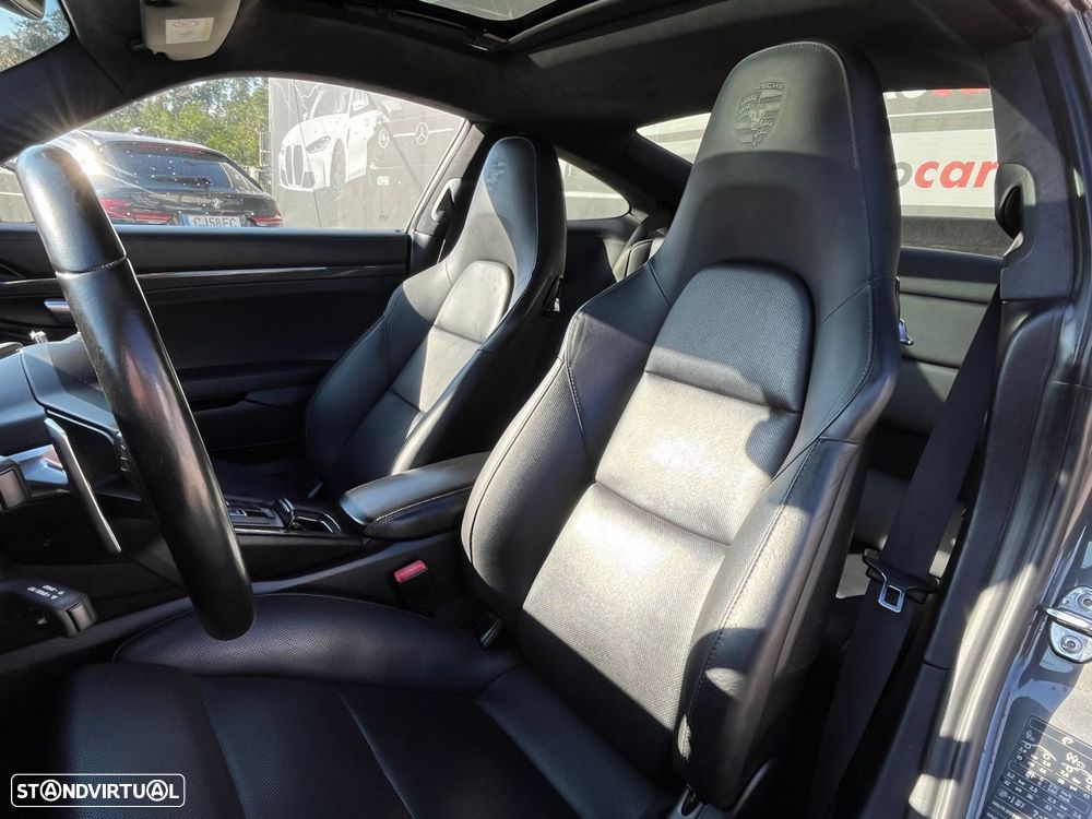 Porsche 911 (991) Turbo S PDK - 7