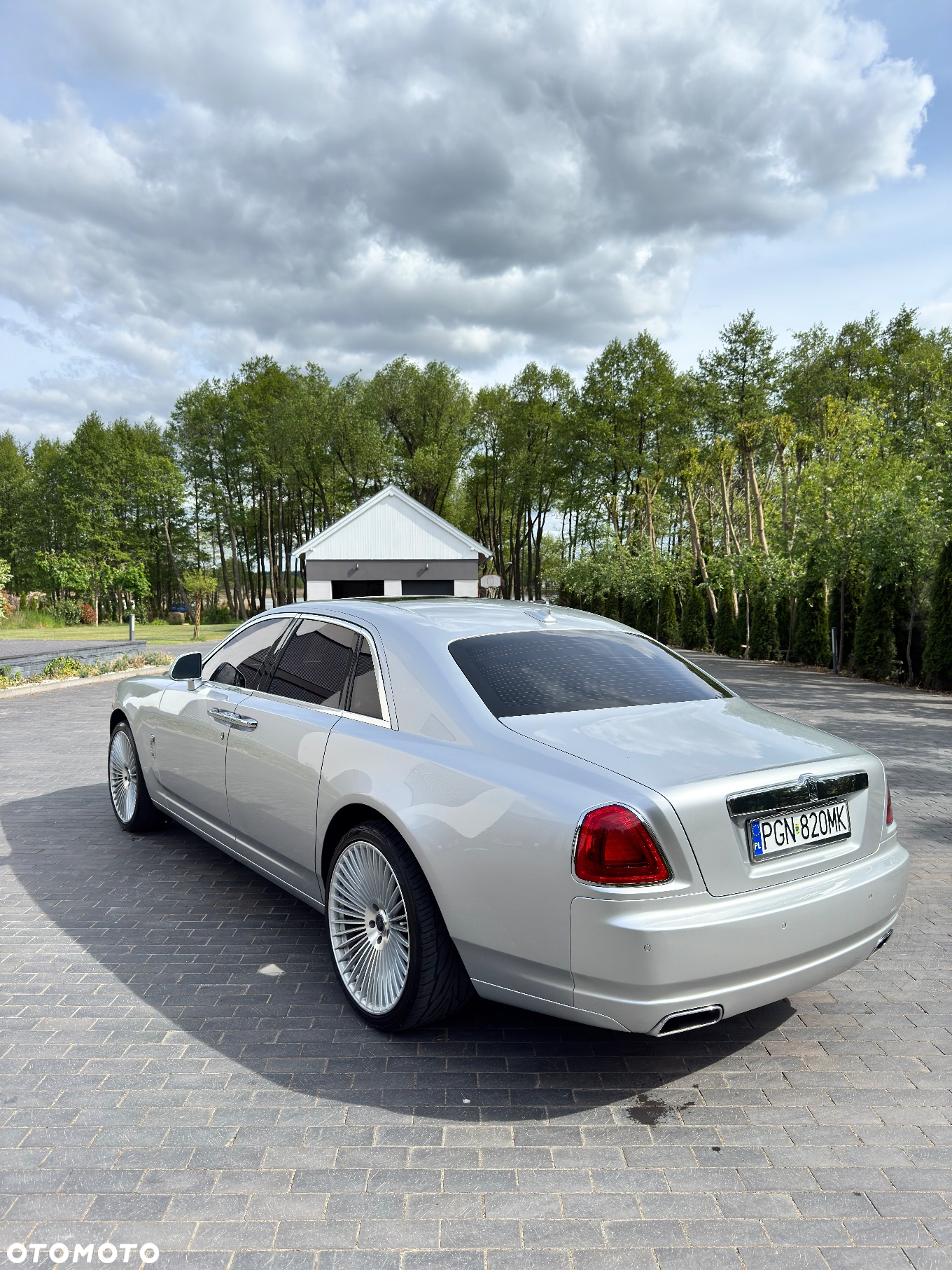 Rolls-Royce Ghost Standard - 9