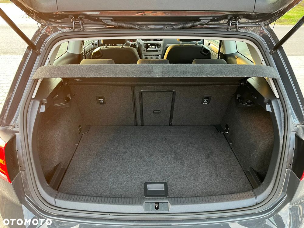 Volkswagen Golf 1.2 TSI BMT Trendline - 12