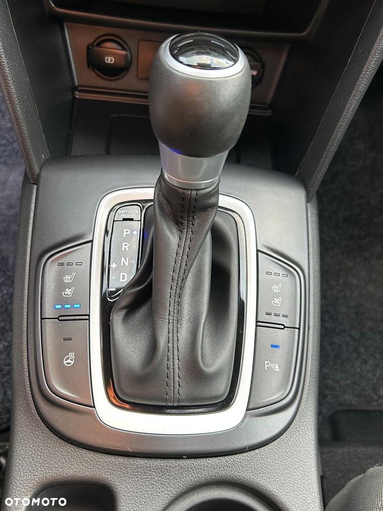 Hyundai Kona 1.6 GDI Hybrid Smart DCT - 20