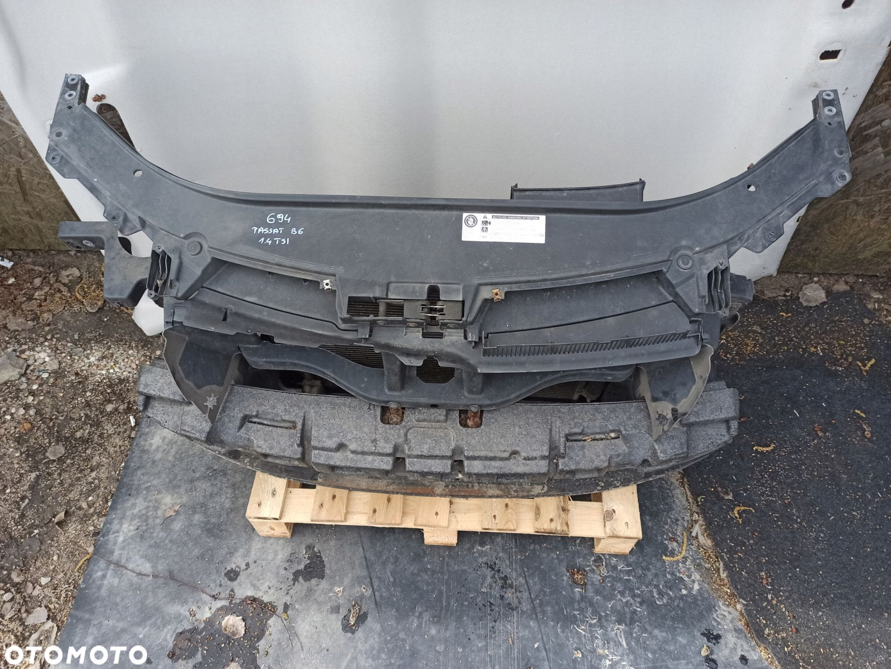 Pas przedni wzmocnienie komplet chłodnic VW PASSAT B6 1.4TSI - 9