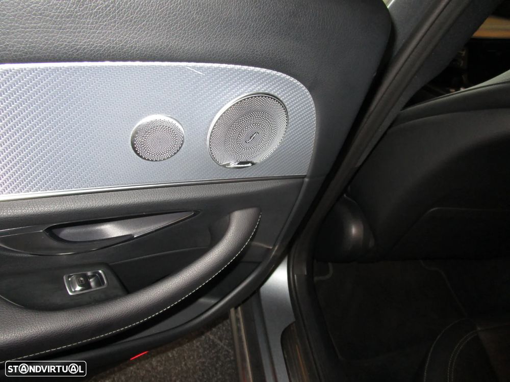 Mercedes-Benz E 220 d 4-Matic All Terrain Avantgarde + - 24