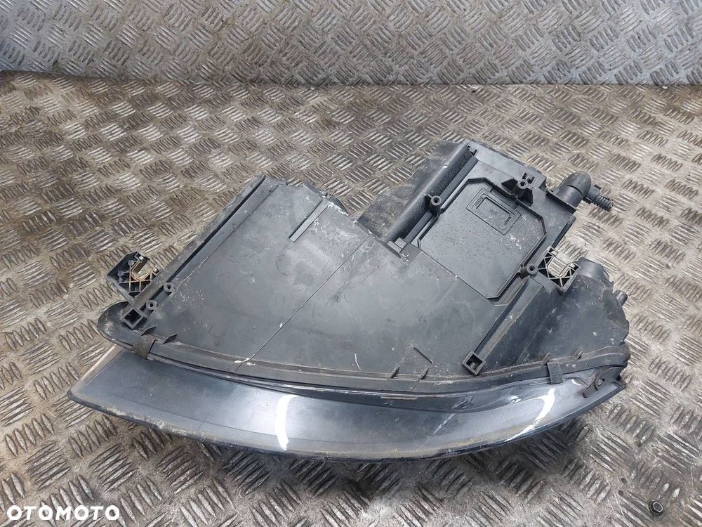 LAMPA PRAWY PRZÓD AUDI A3 8P EU EUROPA 0301206202 - 5