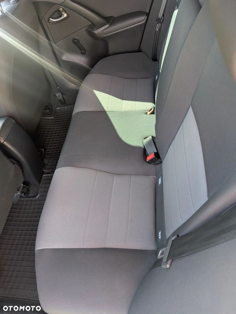 Toyota Avensis 1.8 Premium - 20