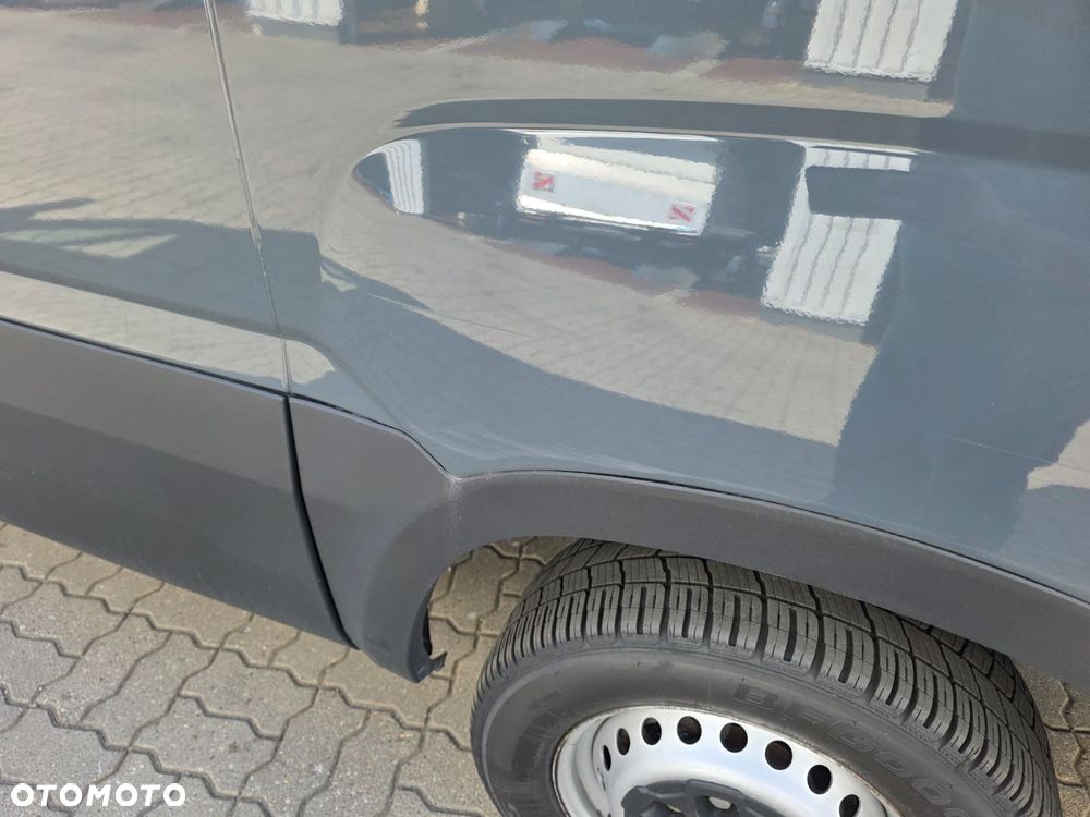 Iveco 35S18 Chłodnia Izoterma Furgon Maxi Izolowany Blaszak Krajowy 3l 180KM Ledy Nawigacja - 18