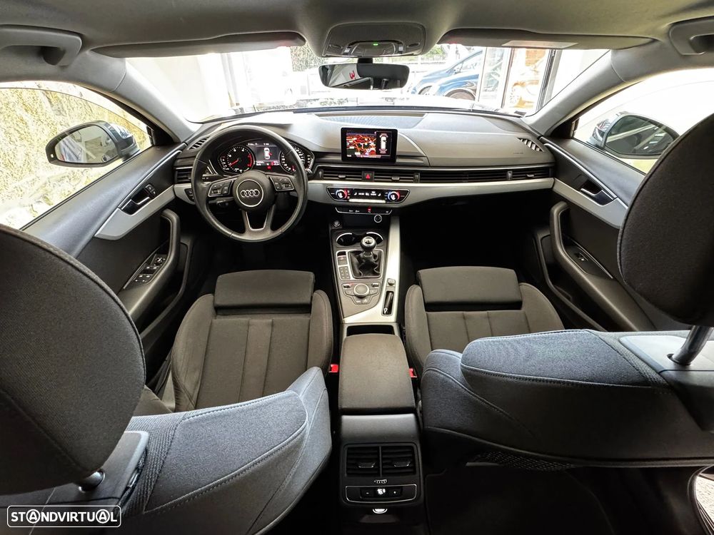 Audi A4 Avant 2.0 TDI S-line - 25