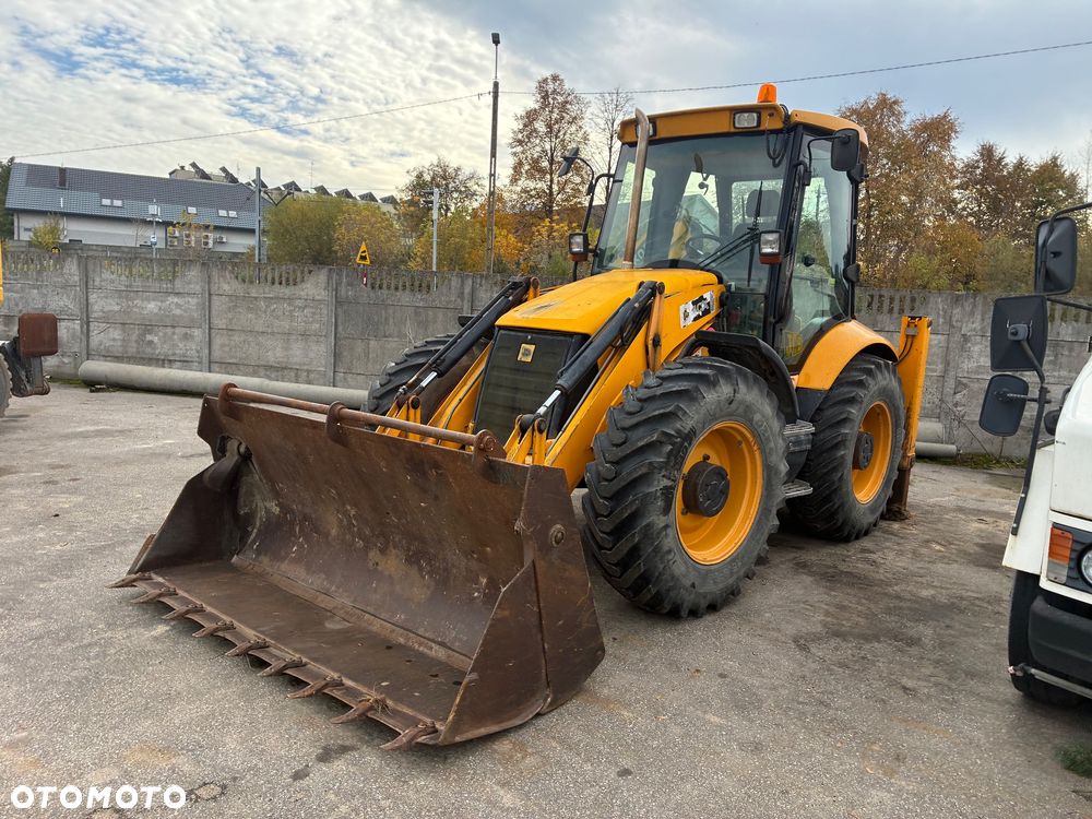 JCB 4CX - 7