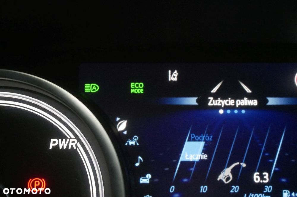 Toyota Camry 2.5 Hybrid Comfort CVT - 20