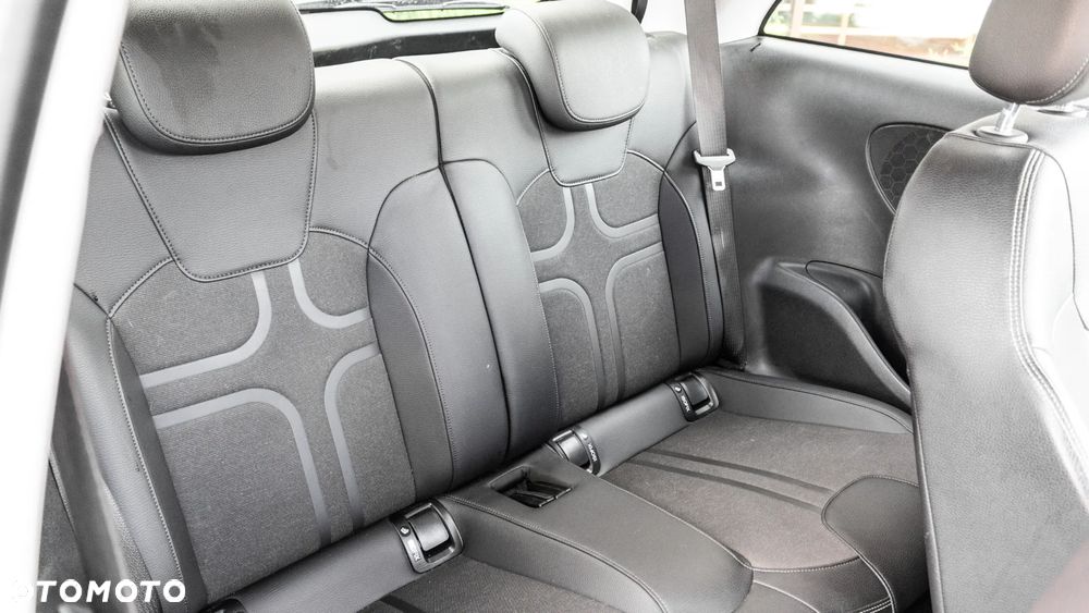 Opel Adam 1.4 Black Jack Easytronic S&S - 26